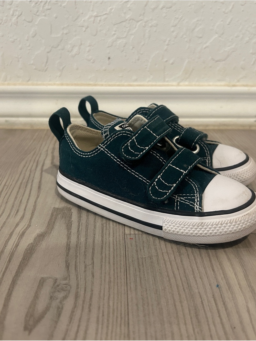 Converse Kids Double-Strap Sneakers - Teal Green and White
